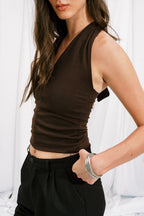 LAJJ V-TOP IN BROWN