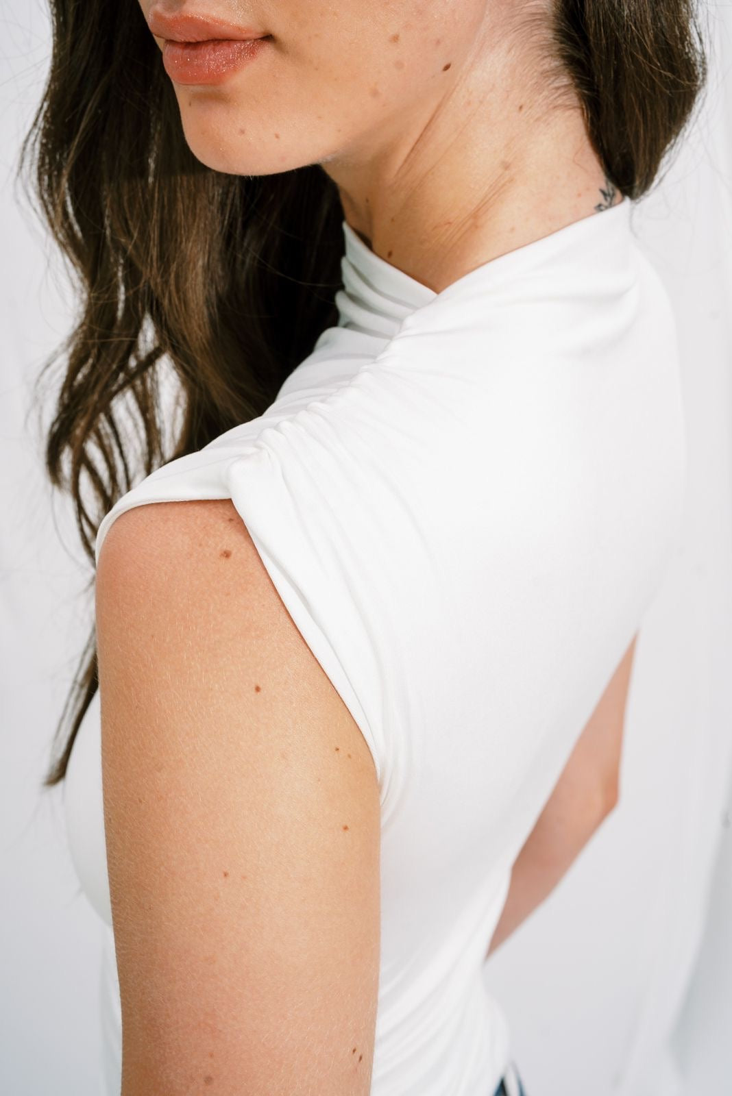 Everyday Asymmetrical Top – White