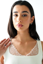 The kiss Lace Top - White